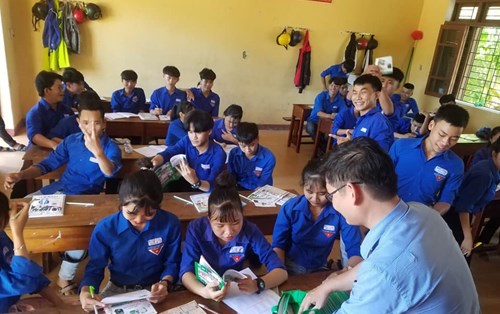 Khoa KT Điện - Điện tử và hành trình đến vs các SV tương lai Miền Trung