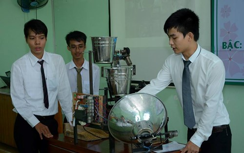 CLB Nghiên cứu khoa học - Khoa CNKT Điện Điện tử