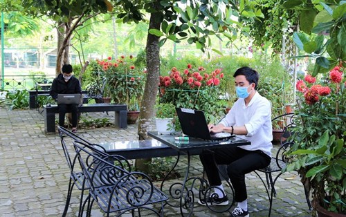 Giảng viên, sinh viên Đại học Đông Á trong chống dịch Covid-19