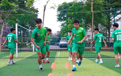 Tuyển futsal Đại học Đông Á chiến thắng tại lượt trận đầu tiên