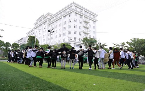 Hoạt động Team Building giao lưu SV khoa Điện - Tự Động hóa và CNTP- Nông nghiệp