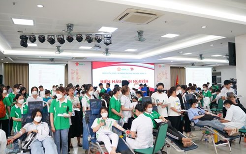 Đại học Đông Á: hơn 1000 lượt đăng ký hiến máu tình nguyện đợt 1 năm 2023