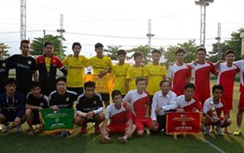 Giải bóng đá Trường ĐH Đông Á cho sinh viên 2014